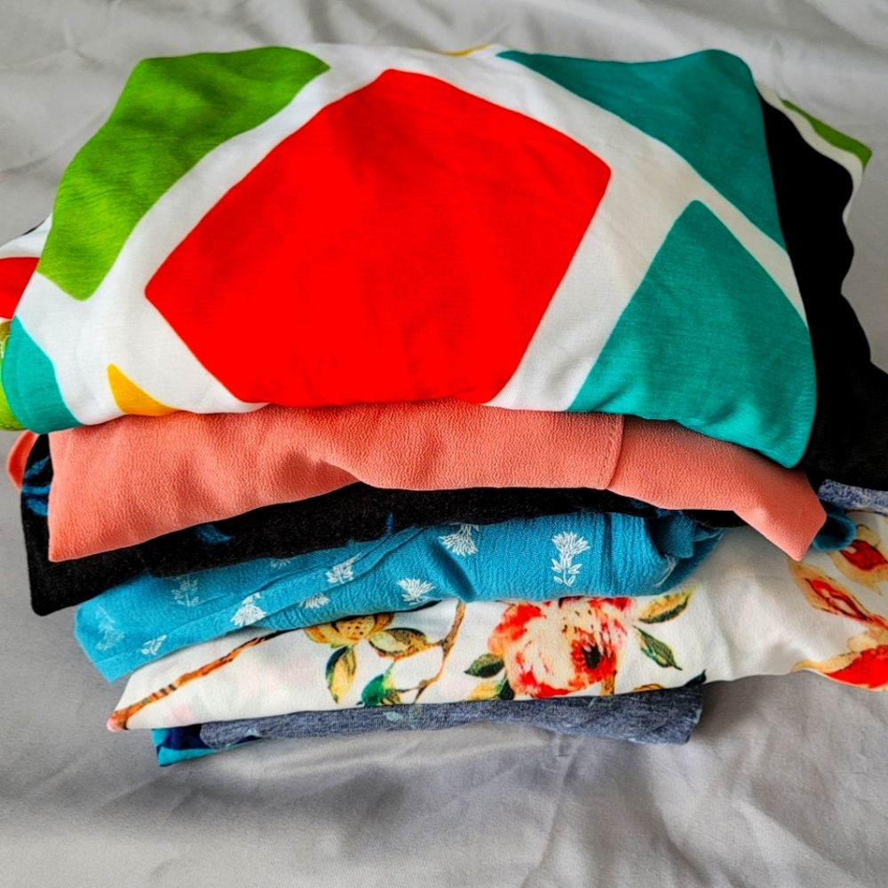 Women's Tops Bundle Size L